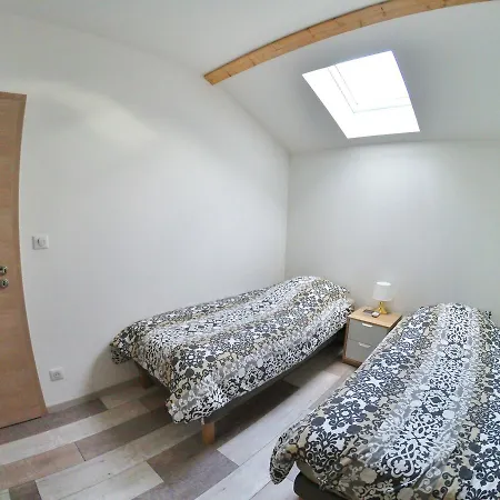 Unsejourametz-fr Meubles Ossons Du T2 Au T4 Avec Parking, Апартаменты *