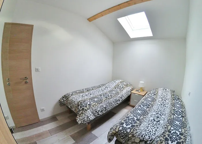 Unsejourametz-fr Meublés Ossons Du T2 Au T4 Avec Parking, Apartamento *