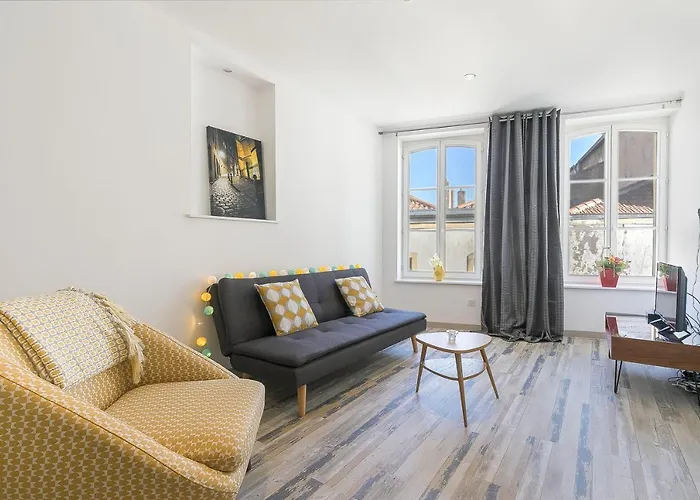 Unsejourametz-fr Meublés Ossons Du T2 Au T4 Avec Parking, Apartamento *