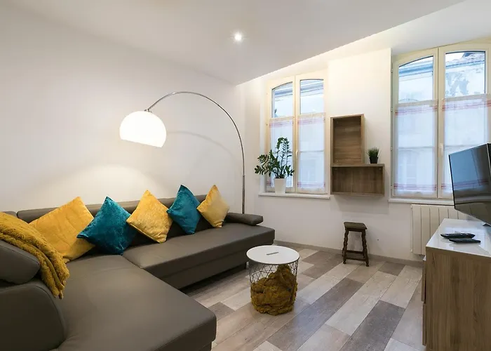 Apartamento Unsejourametz-fr Meublés Ossons Du T2 Au T4 Avec Parking, *