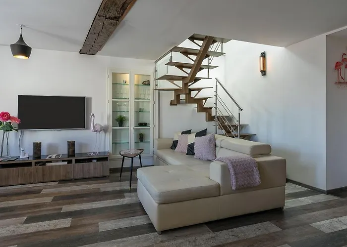 Unsejourametz-fr Meublés Ossons Du T2 Au T4 Avec Parking, Metz